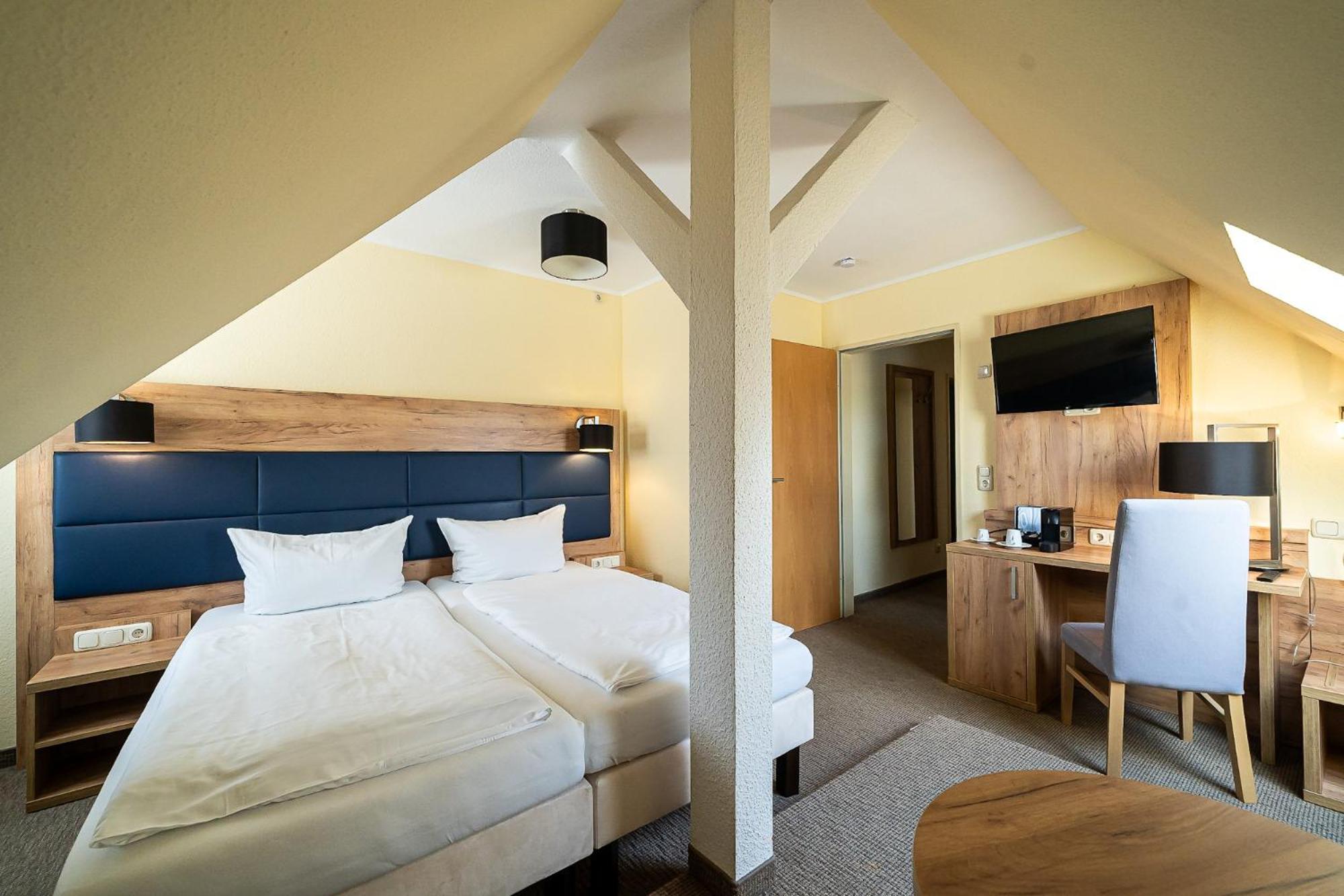 Sleepbeeone Wilhelmshaven Hotel ภายนอก รูปภาพ
