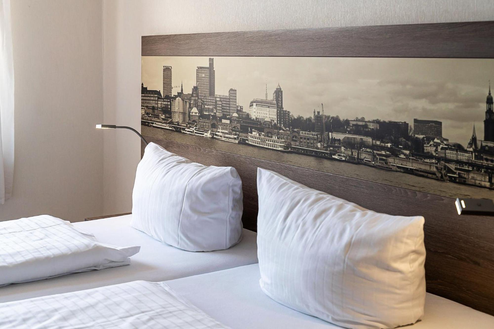 Sleepbeeone Wilhelmshaven Hotel ภายนอก รูปภาพ