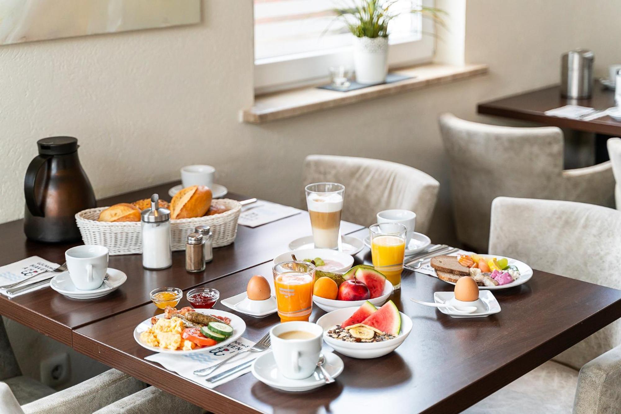 Sleepbeeone Wilhelmshaven Hotel ภายนอก รูปภาพ