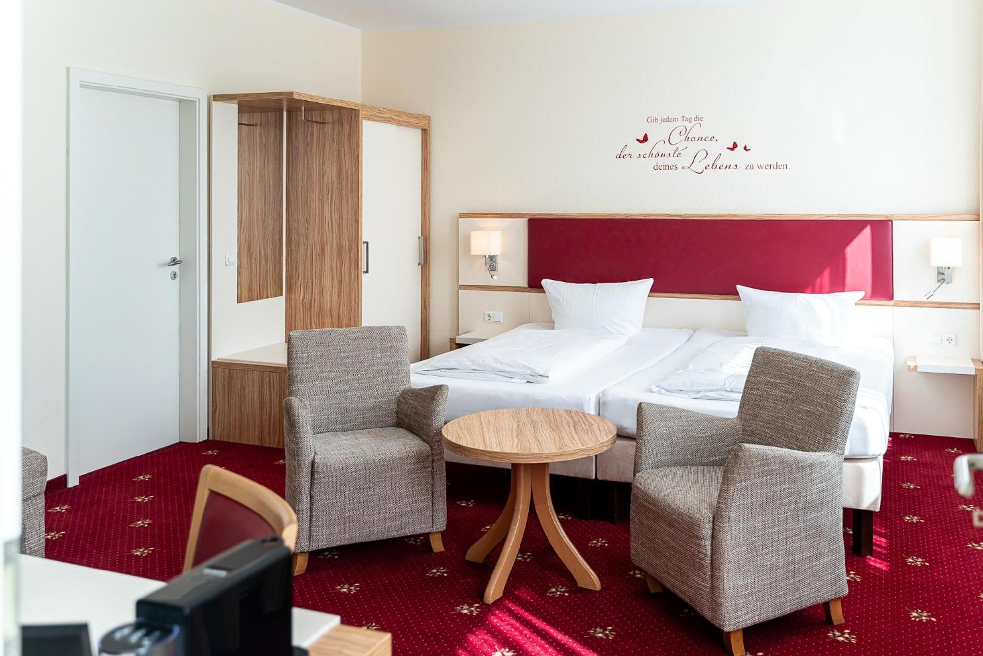 Sleepbeeone Wilhelmshaven Hotel ภายนอก รูปภาพ