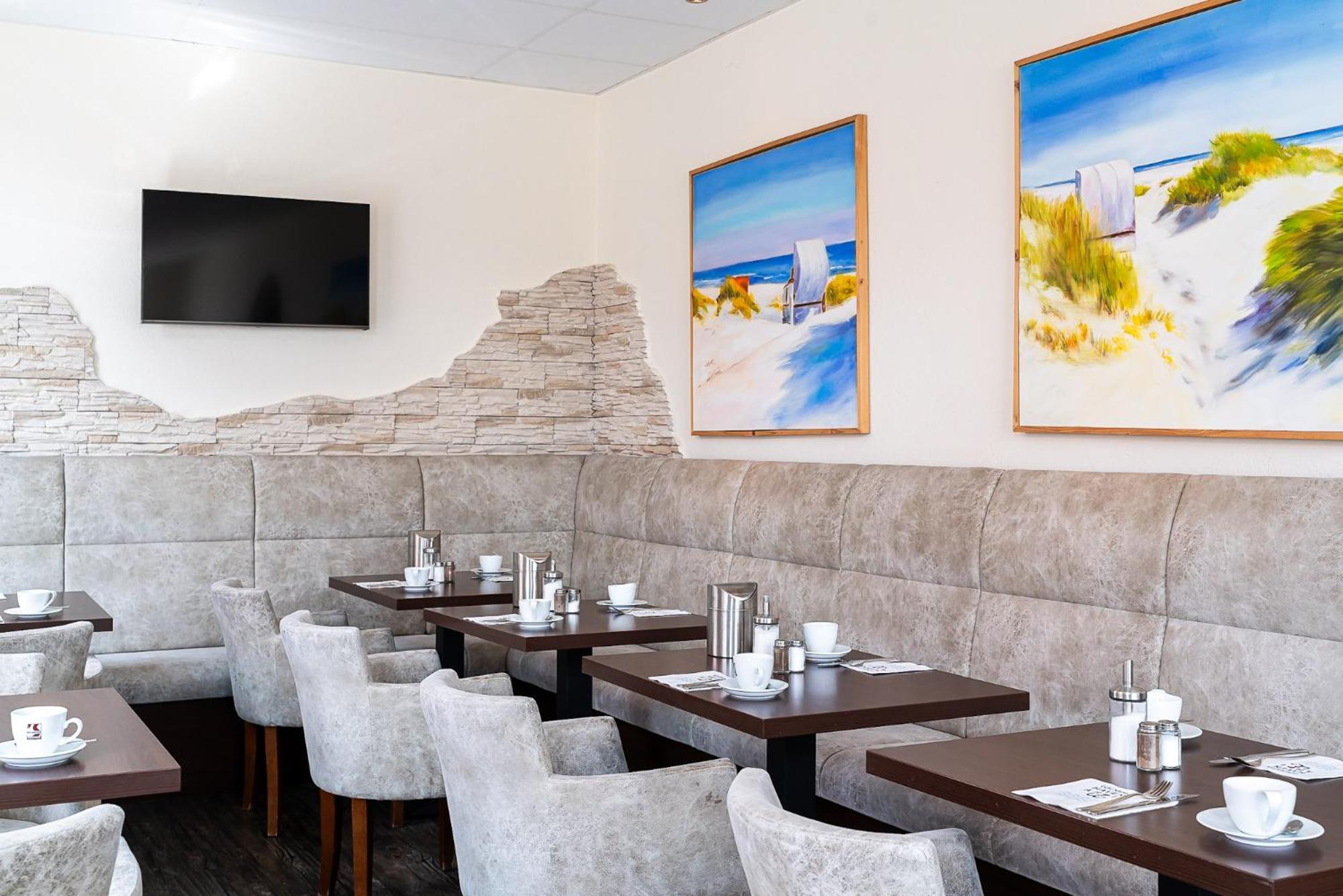 Sleepbeeone Wilhelmshaven Hotel ภายนอก รูปภาพ